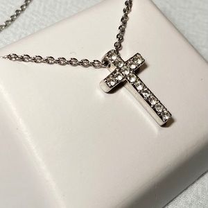 Cross Pendant Necklace